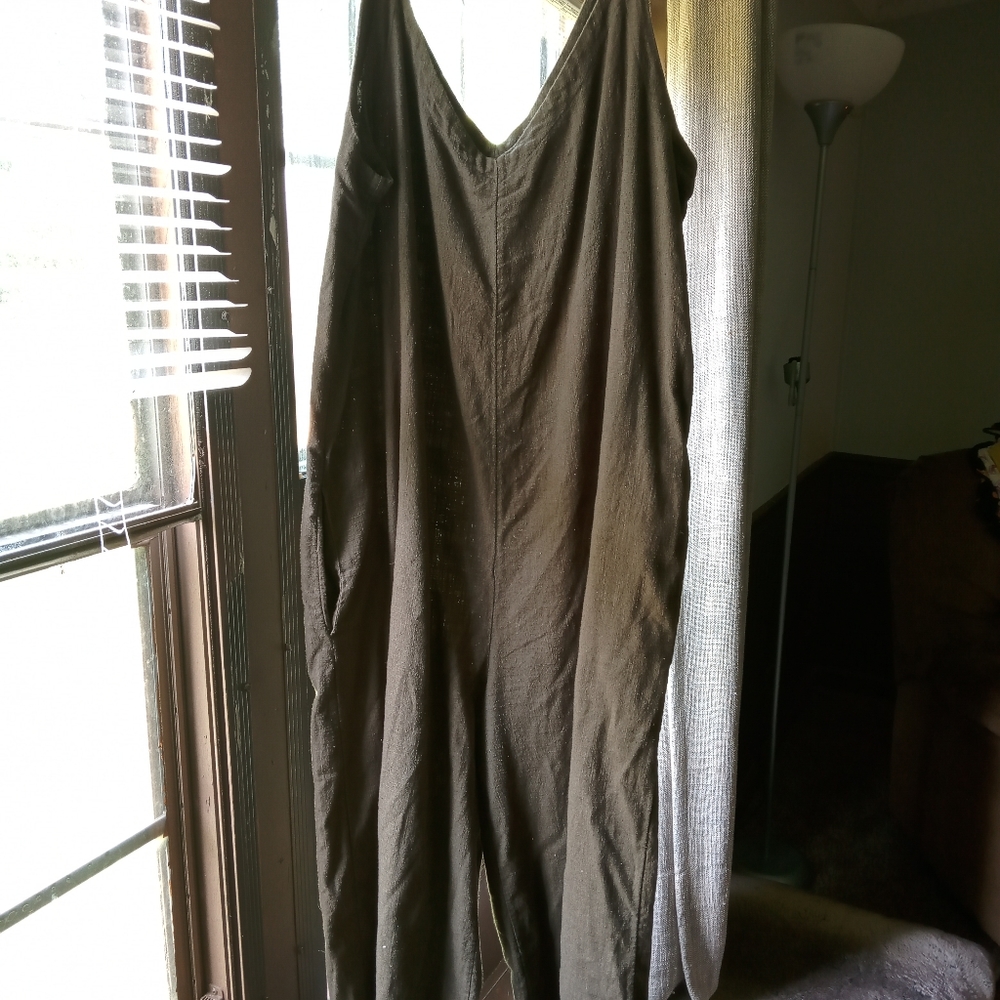 Billabong forest green jumpsuit size 14